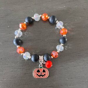 Jack-O'-Lantern Enamel Pumpkin Orange Black Faceted Bead Stretch Silver Bracelet